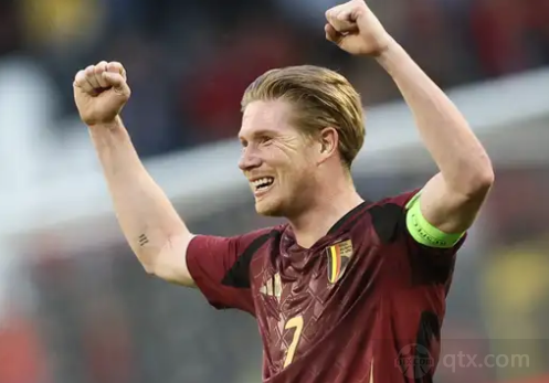 利物浦2-0纽卡，24轮不败13分领跑联赛 英超3-8名只差6分，将为欧冠名额缠斗